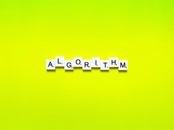 Comment les entreprises de marketing peuvent-elles utiliser les données de campagne pour optimiser les conversions?